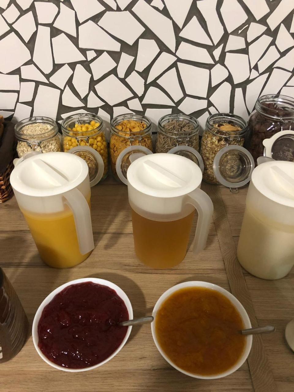 Pil Pil Hostel Билбао Екстериор снимка
